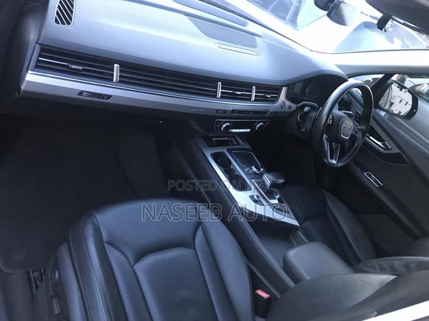 Audi Q7 2018 Black