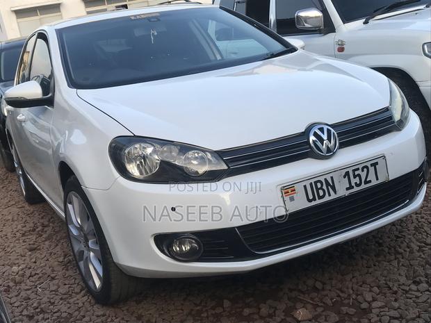Volkswagen Golf 2009 White