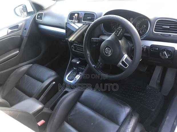 Volkswagen Golf 2009 White