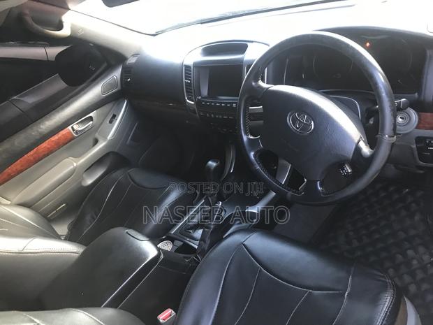 Toyota Land Cruiser Prado 2007 Black