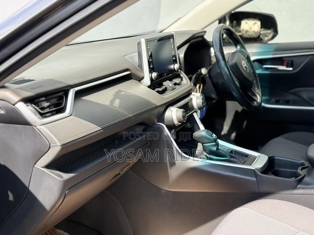 Toyota RAV4 Adventure 2019 Gray