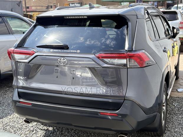 Toyota RAV4 Adventure 2019 Gray