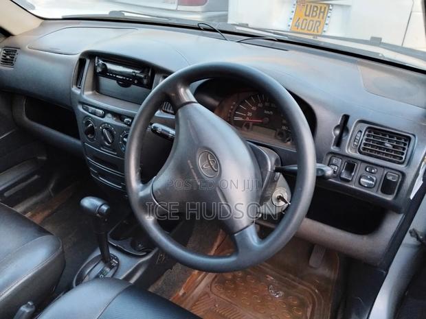 Toyota Probox 2006 Ivory