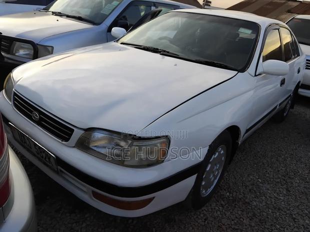 Toyota Corona 1999 White