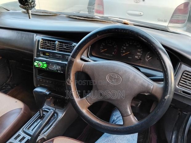 Toyota Corona 1999 White