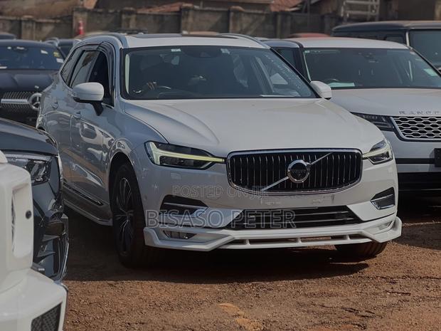 Volvo XC60 2019 White