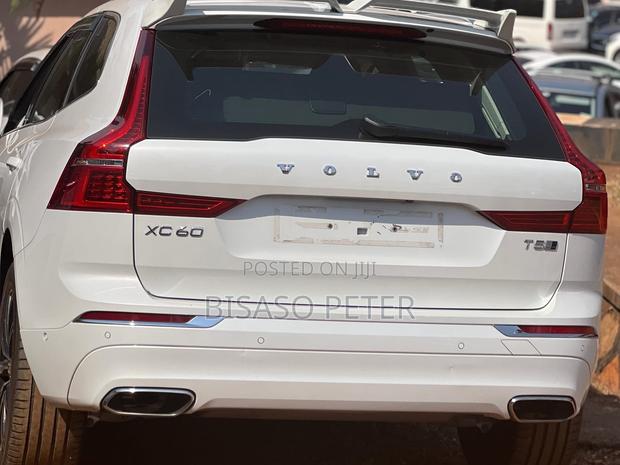 Volvo XC60 2019 White