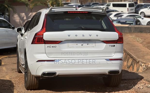 Volvo XC60 2019 White