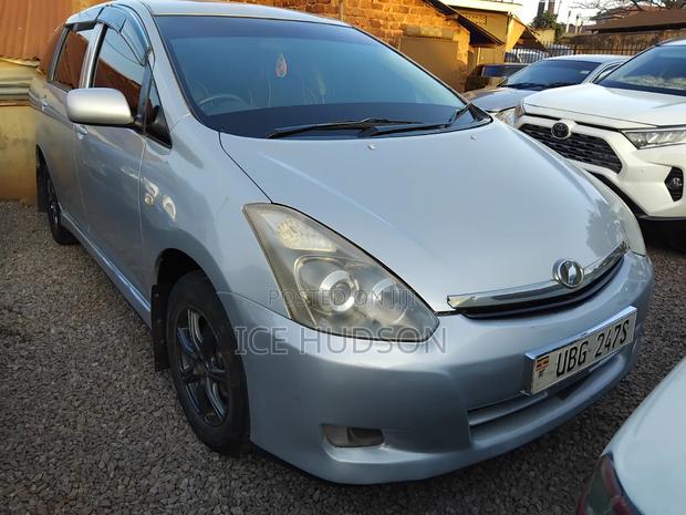 Toyota Wish 2007 Ivory