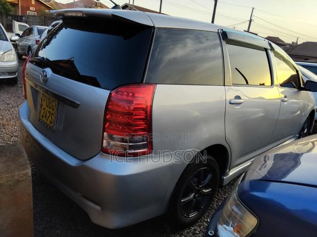 Toyota Wish 2007 Ivory
