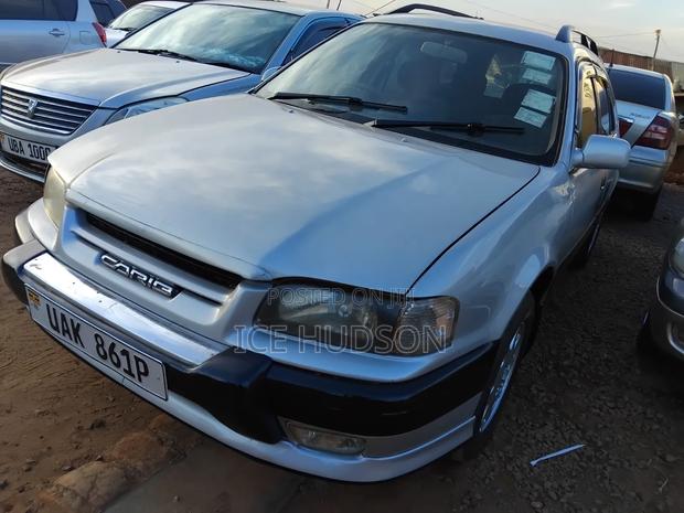 Toyota Caldina 2003 Silver