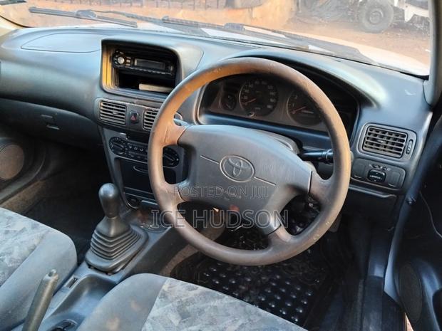 Toyota Caldina 2003 Silver
