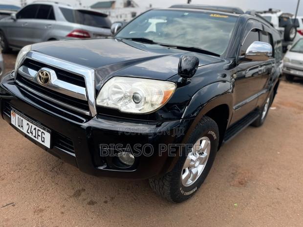 Toyota Hilux Surf 2008 Black