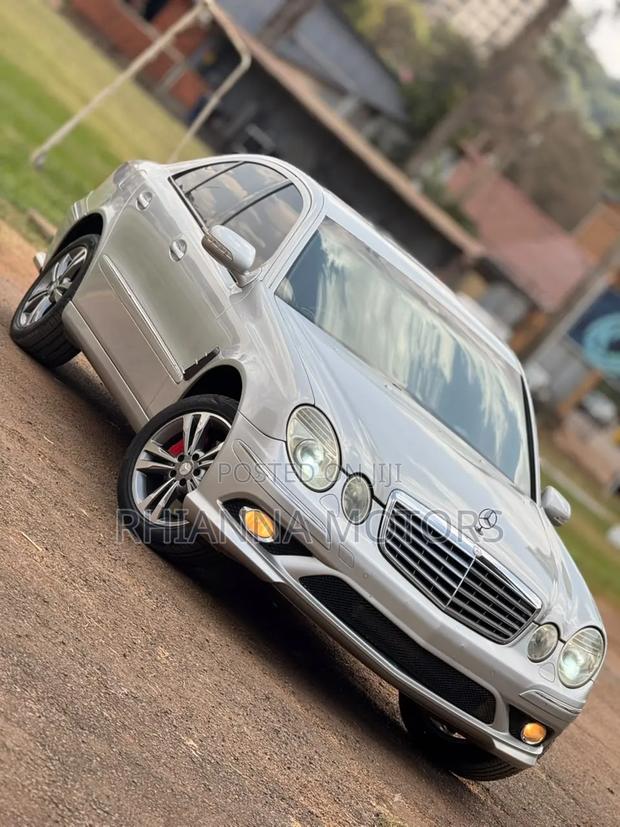 Mercedes-Benz E240 2007 Silver