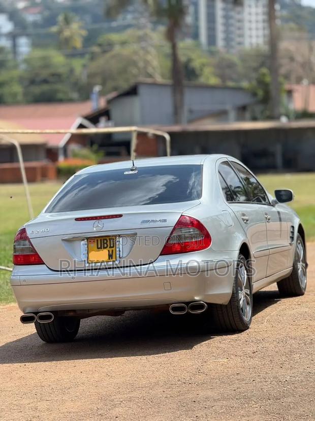 Mercedes-Benz E240 2007 Silver