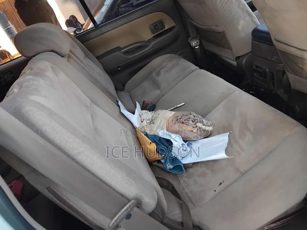 Toyota Land Cruiser Prado 2002 Pearl