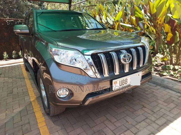 Toyota Land Cruiser Prado 2017