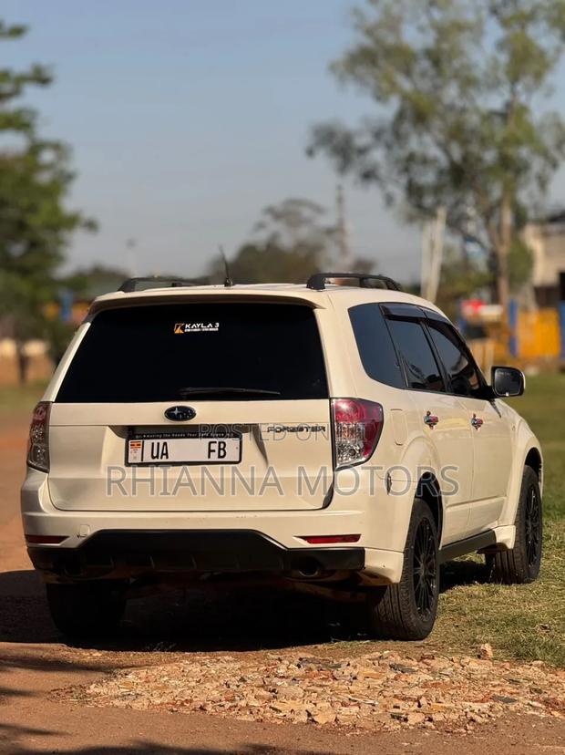 Subaru Forester 2009 White