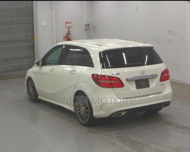 Mercedes-Benz B-Class 2017 White