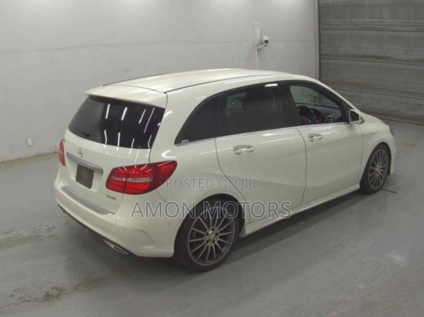 Mercedes-Benz B-Class 2017 White