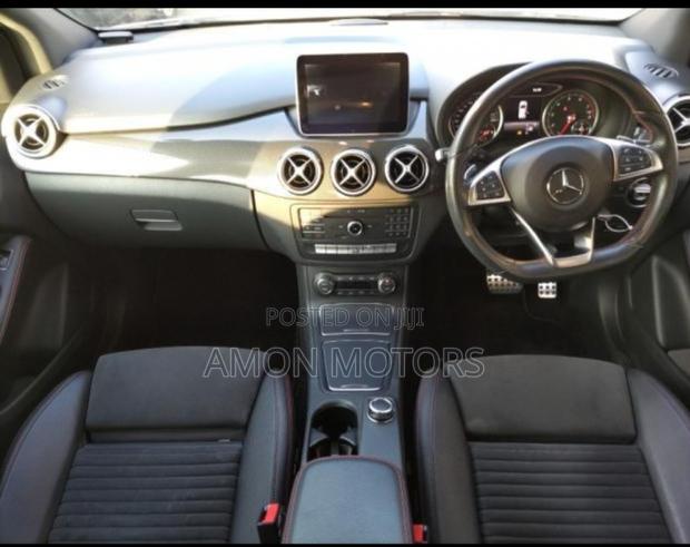 Mercedes-Benz B-Class 2017 White