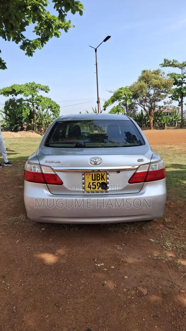 Toyota Premio 2009 Silver