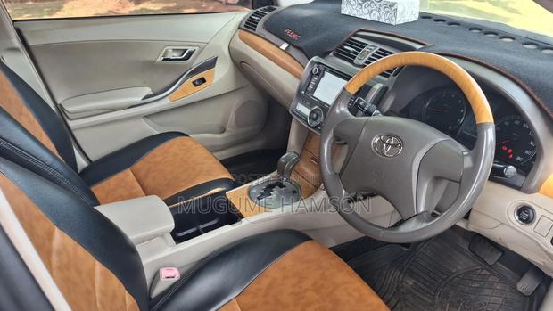 Toyota Premio 2009 Silver