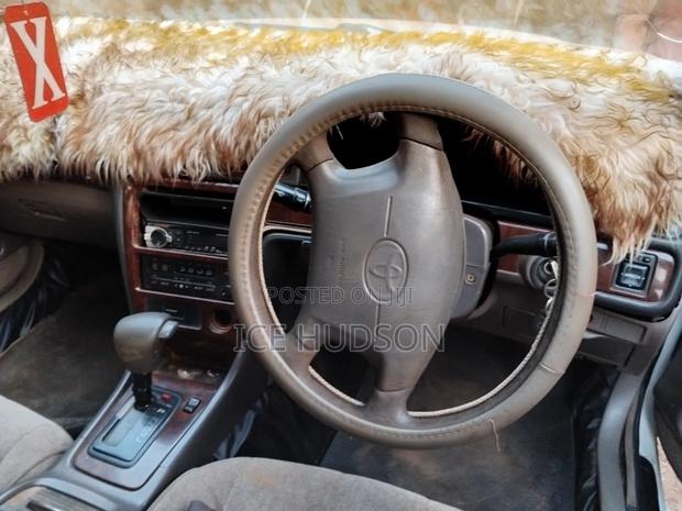 Toyota Mark II 1999 White