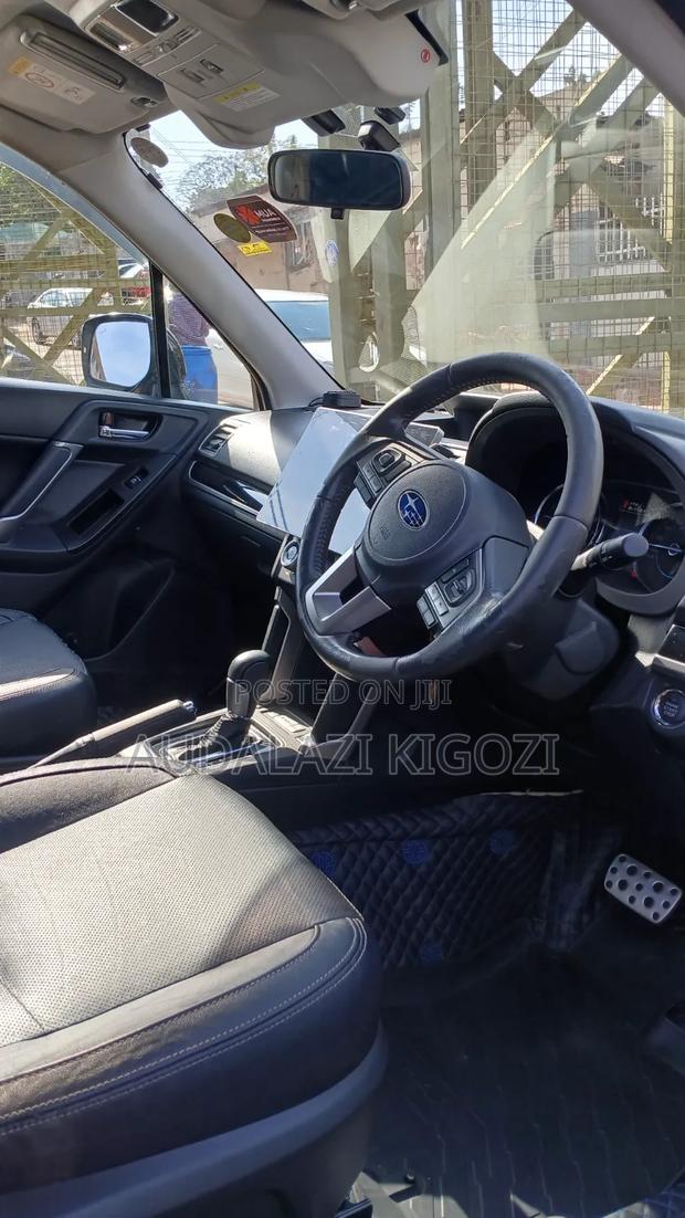 Subaru Forester 2017 Black