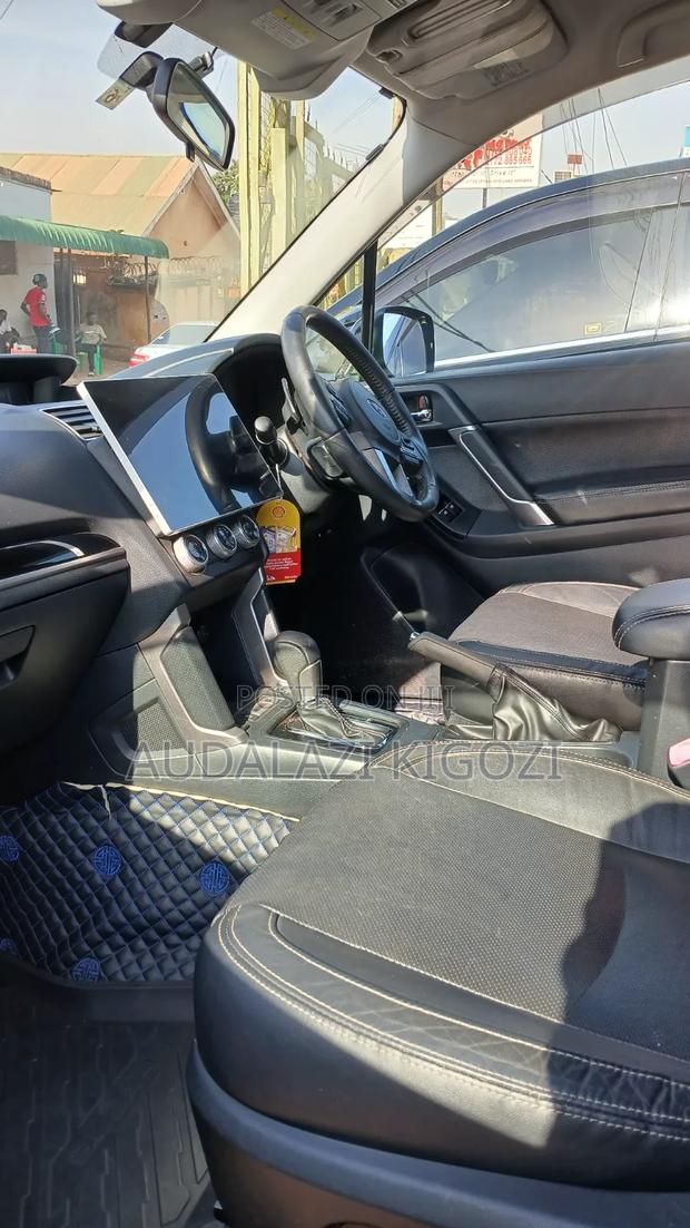 Subaru Forester 2017 Black