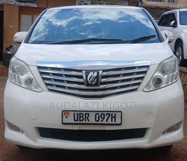 Toyota Alphard 2010 White