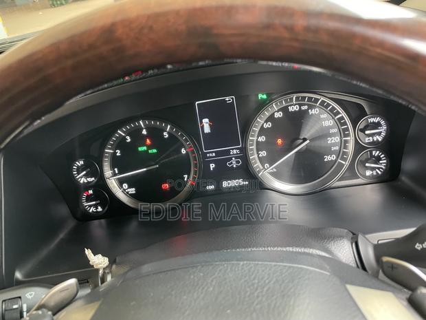 Lexus LX 570 (5 seats) AWD 2016 Black
