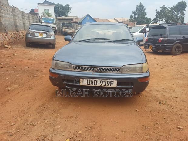 Toyota Corolla 1.6 Hatchback 1997 Blue