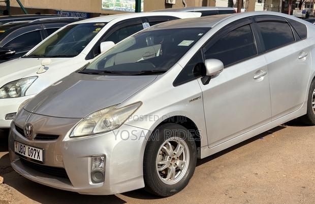 Toyota Prius 2011 Silver
