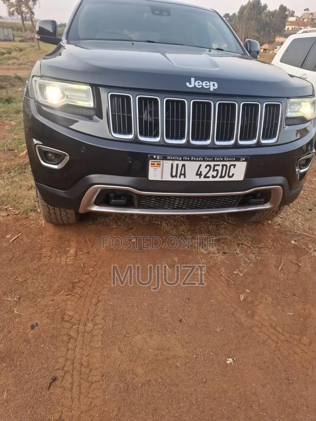 Jeep Cherokee Limited 4dr SUV 4WD (2.4L 4cyl 9A) 2015 Black