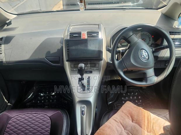 Toyota Auris 2009 Black