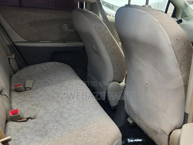 Toyota Vitz 2007 Silver
