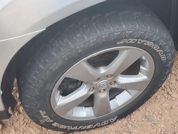 Toyota Harrier 2010 Silver