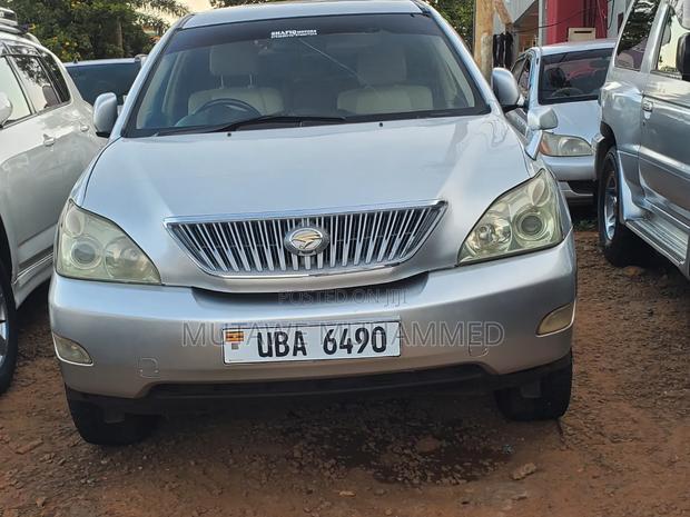 Toyota Harrier 2010 Silver