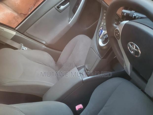 Toyota Prius 2013 Silver