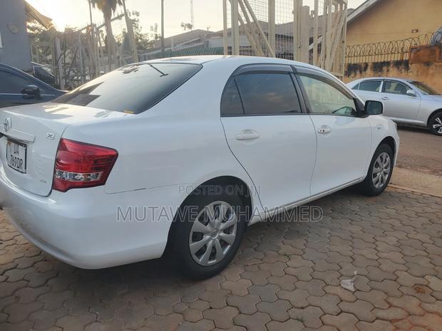 Toyota Axio 2010 White