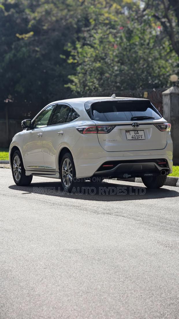 Toyota Harrier 2016 White