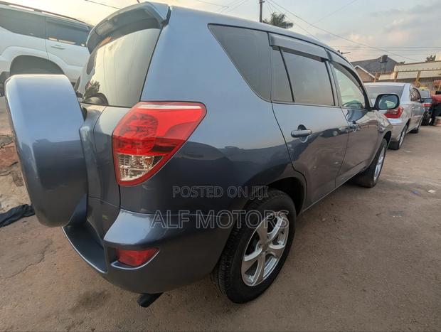 Toyota RAV4 2008