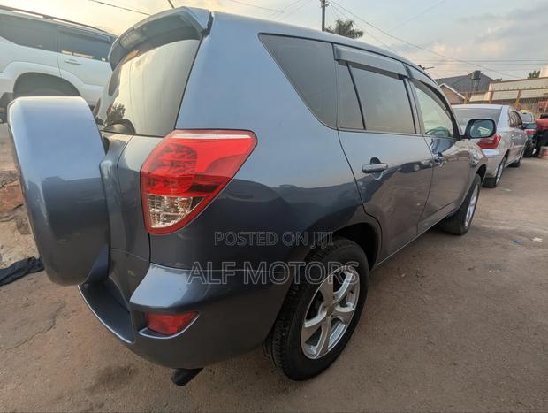 Toyota RAV4 2008