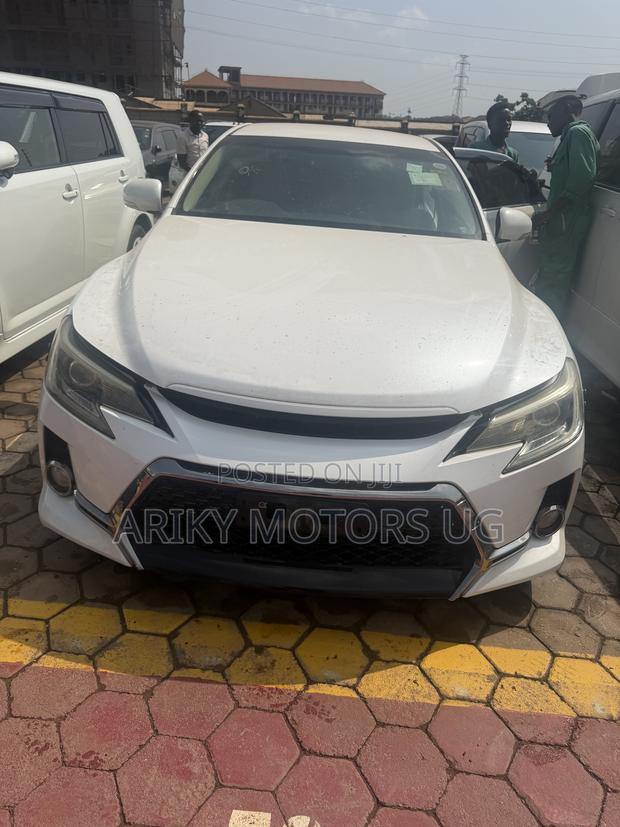 Toyota Mark X 2.5 RWD 2013 White