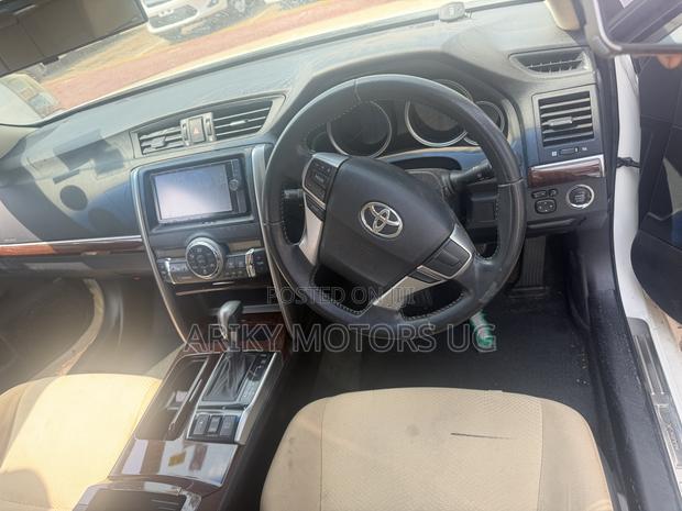 Toyota Mark X 2.5 RWD 2013 White