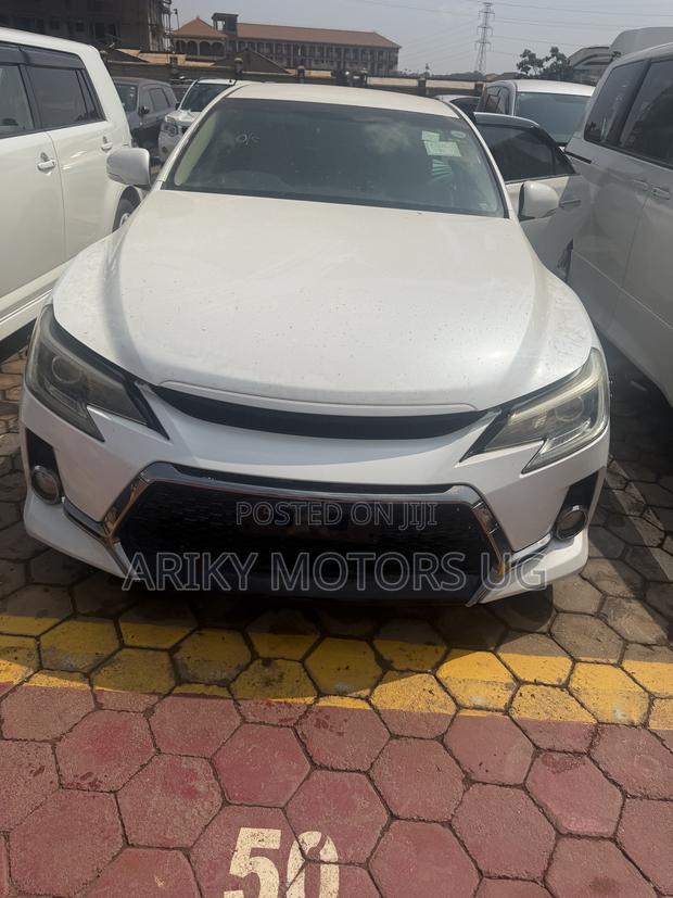 Toyota Mark X 2.5 RWD 2013 White