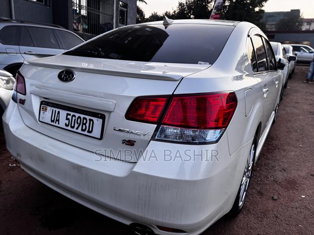 Subaru Legacy 2011 White