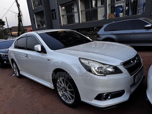 Subaru Legacy 2011 White