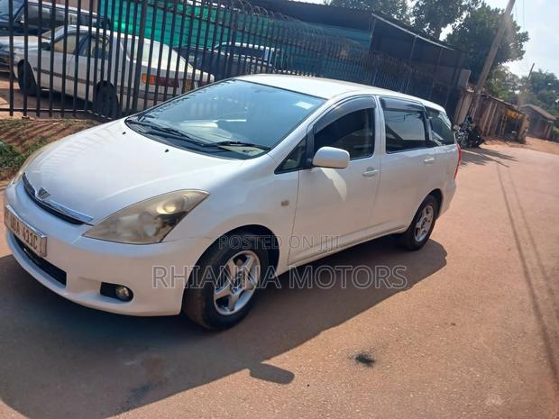 Toyota Wish 2007 White